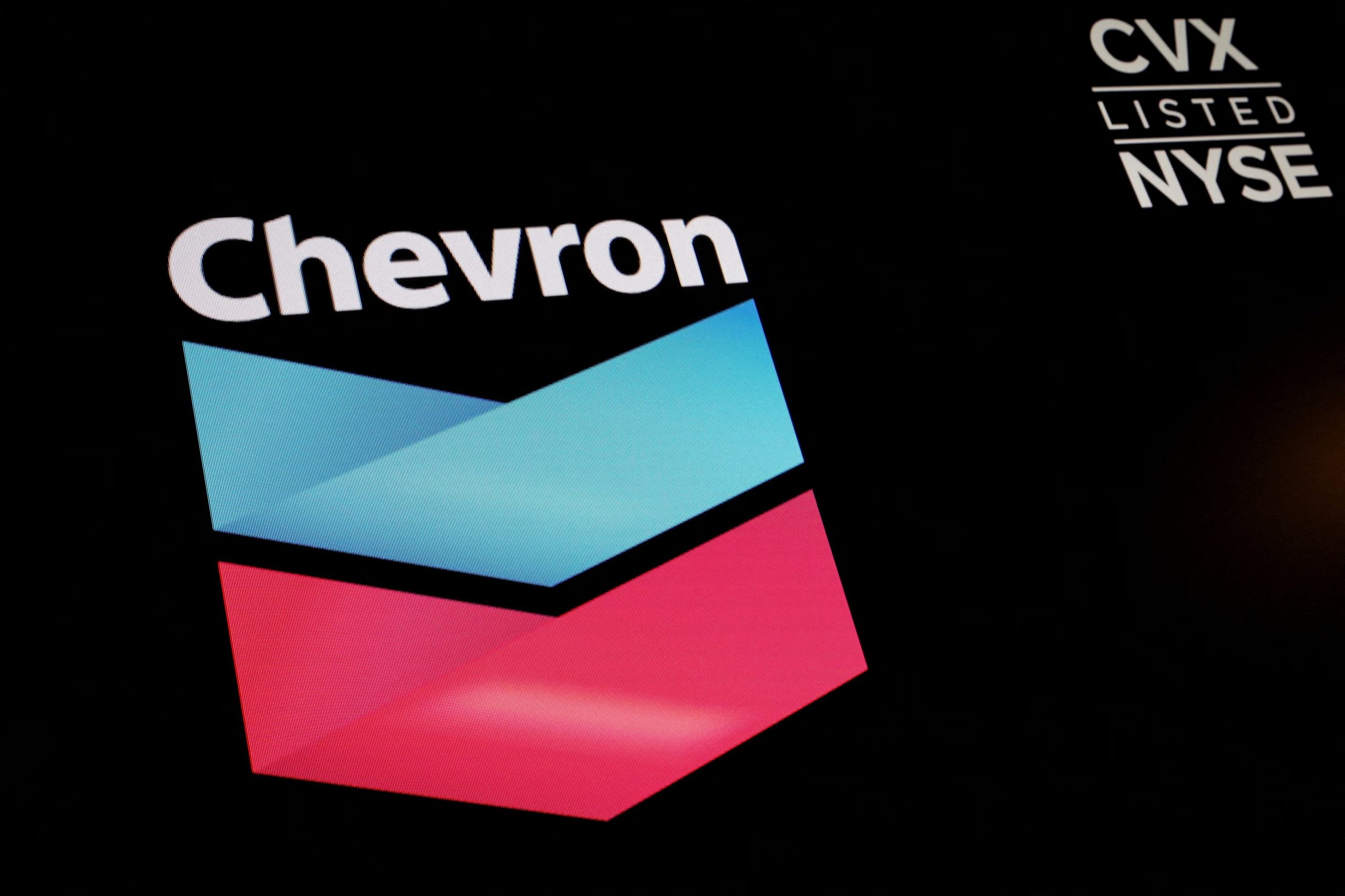 ExxonMobil y Chevron registraron beneficios conjuntos por cerca de 26.600 millones de dólares en el segundo trimestre de 2026. (REUTERS/ARCHIVO)