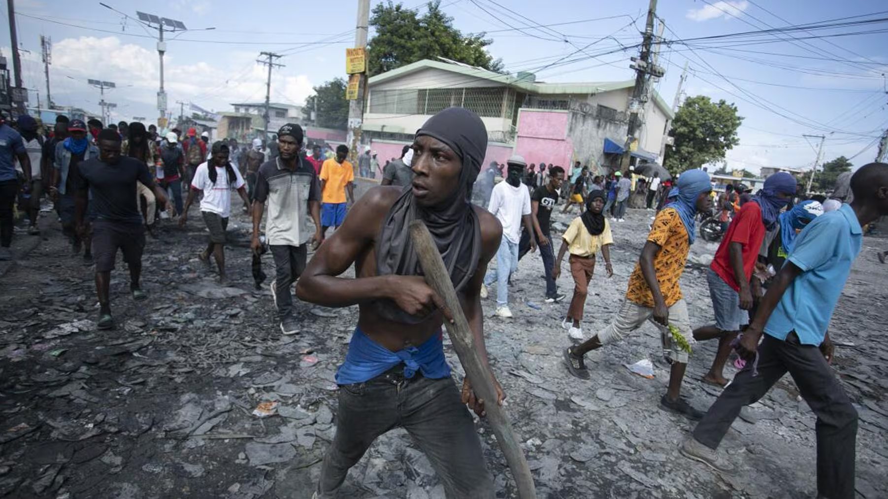 La masacre en Kenscoff ocurrió antes de las elecciones del 13 de diciembre, en un contexto en el que las pandillas controlan cerca del 70% de Puerto Príncipe