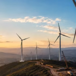 Gobierno impulsa el proyecto eólico El Pimo de 150 MW en Azuay