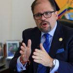 Ministro Reimberg aclara sus declaraciones sobre jueces y afirma que se refería a quienes actúan con corrupción: ‘No es intromisión, esto es hacer lo correcto’