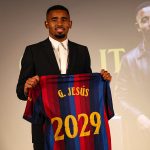 ¡𝐘𝐀 𝐄𝐒 𝐎𝐅𝐈𝐂𝐈𝐀𝐋! Gabriel Jesus es nuevo jugador del FC Barcelona