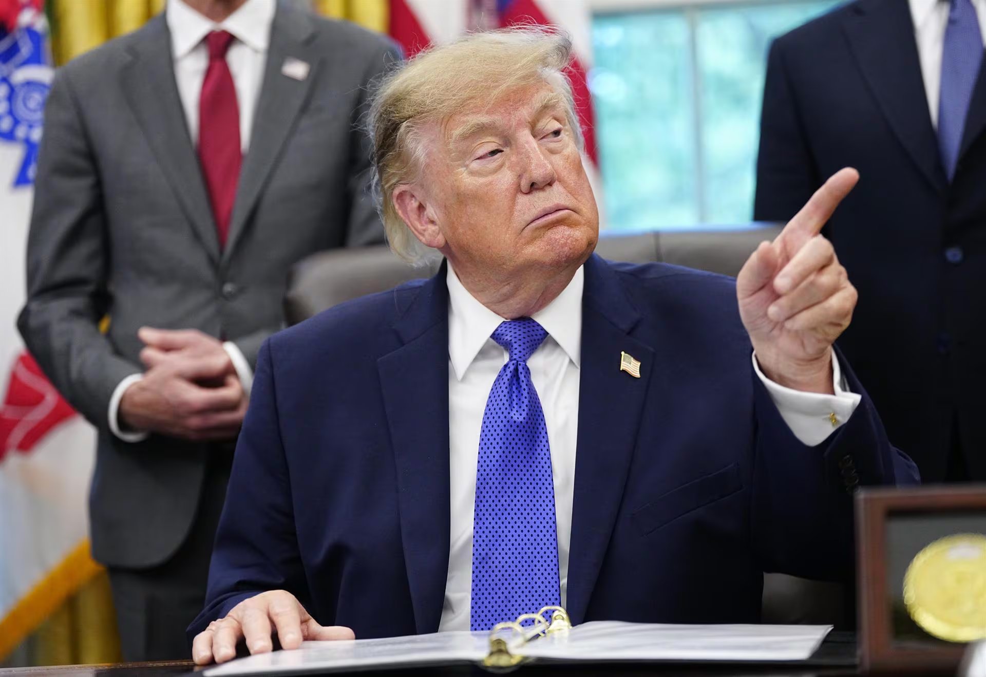 Si hay acuerdo, las dos partes también retomarían las conversaciones sobre el programa nuclear iraní y sobre la exigencia del presidente estadounidense, Donald Trump, de tomar el control o eliminar el uranio iraní altamente enriquecido (REUTERS)