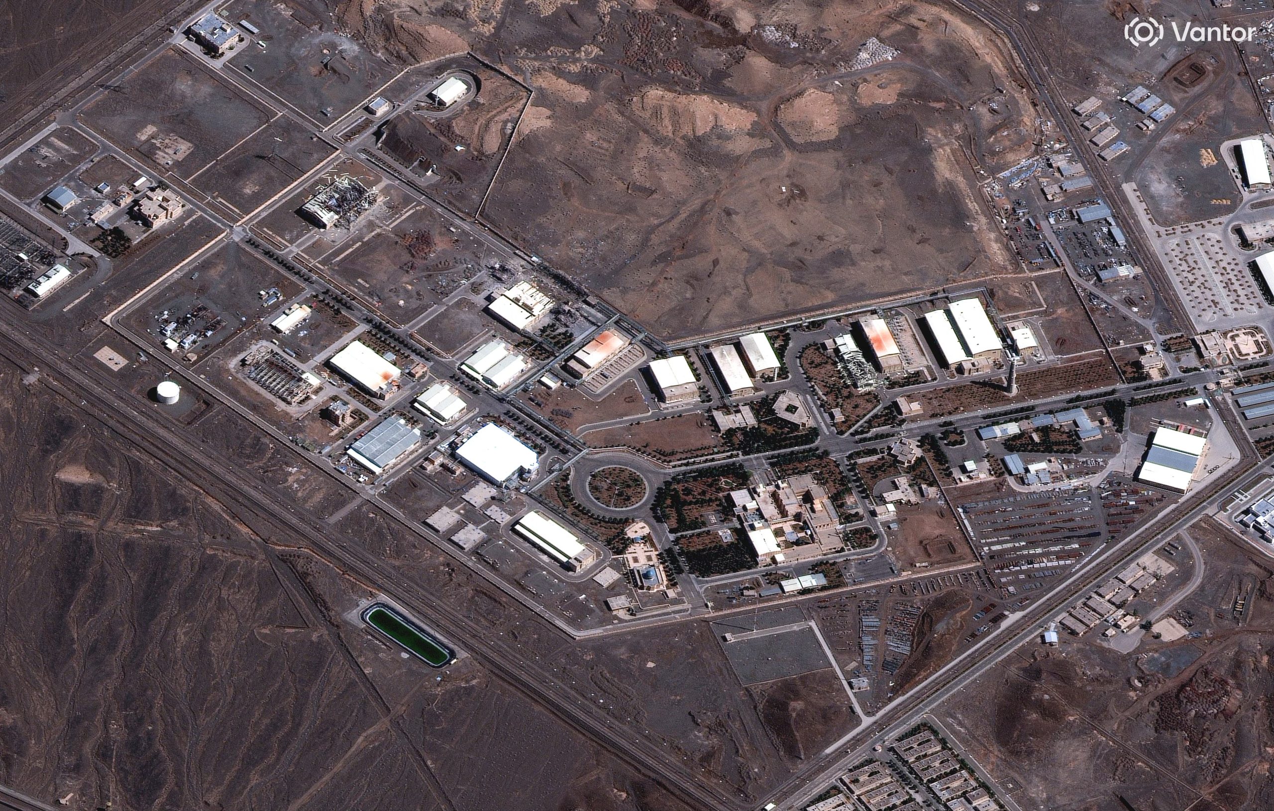 Una imagen satelital muestra el complejo de enriquecimiento de combustible de Natanz, Irán, el 7 de marzo de 2026, en medio del conflicto entre Estados Unidos e Israel con Irán. Vantor/vía REUTERS.
