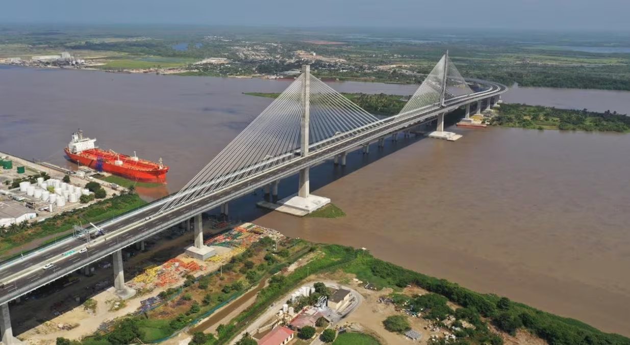 Restrepo explicó que el bajo caudal del río Magdalena puede afectar el funcionamiento de las bocatomas y dificultar la captación de agua para las comunidades cercanas. - crédito Alcaldía de Barranquilla (Archivo)