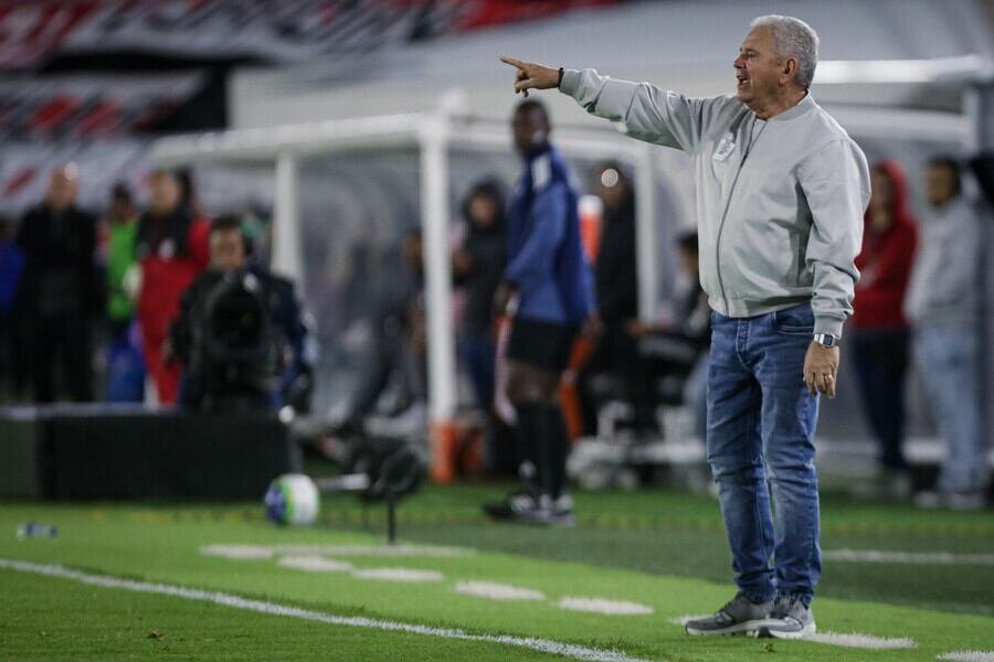 Hernán Darío Herrera logró meter a Once Caldas en dos cuadrangulares y unas semifinales de playoffs en la Liga BetPlay -crédito Cristian Bayona/Colprensa