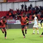 3 PUNTOS DE ORO: Deportivo Cuenca derrota al Guayaquil City y sueña con el cuadrangular