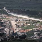Israel bombardea Kfar Reman: 12 muertos en represalia por drones de Hezbollah