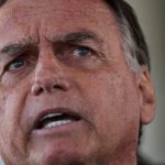 Bolsonaro desiste de recurso para frenar condena de 27 años por golpe