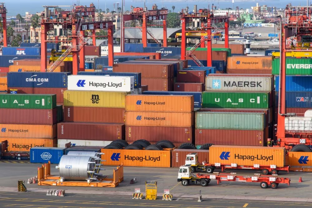 China se consolidó como el mayor mercado para las exportaciones de la Comunidad Andina, al absorber el 22,1% del total comercializado fuera y dentro del bloque (Foto: Shutterstock)