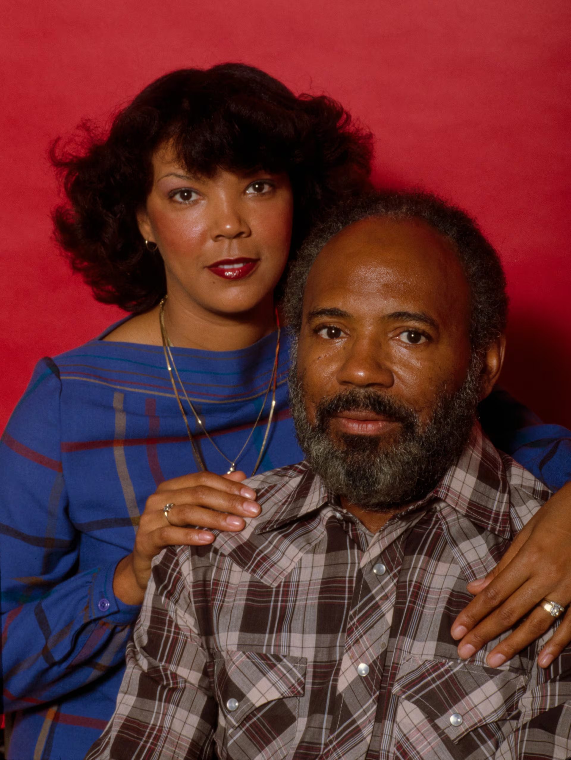 James Meredith junto a su actual esposa, Judy Alsobrooks, con quien se casó en 1982. Él se convirtió en uno de los destacados activistas por los derechos civiles; ella en una reconocida periodista, profesora universitaria y documentalista. Actualmente tienen 93 y 77 años, respectivamente 

 