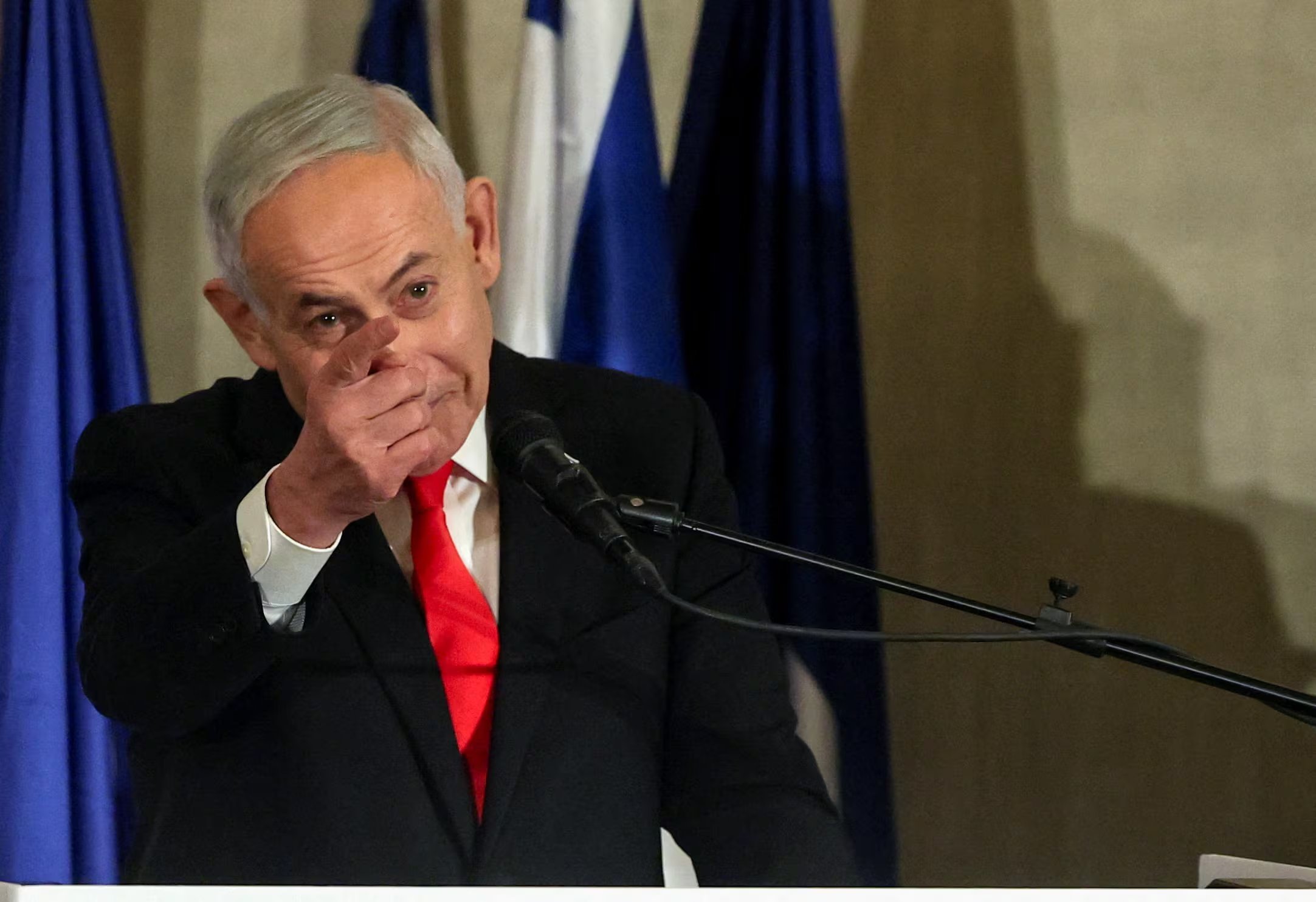 Netanyahu sostuvo que la presión sobre Teherán apunta a desarticular la red de grupos armados respaldados por Irán en Medio Oriente. (REUTERS/Ammar Awad)