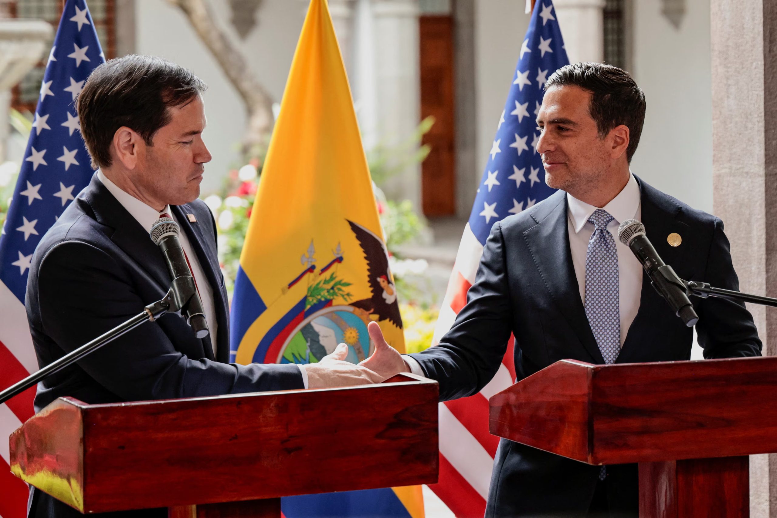El presidente de Ecuador, Daniel Noboa, y el secretario de Estado de EE. UU., Marco Rubio, participan en una conferencia de prensa en el palacio presidencial en Quito, Ecuador, el 9 de septiembre de 2026. REUTERS/Karen Toro