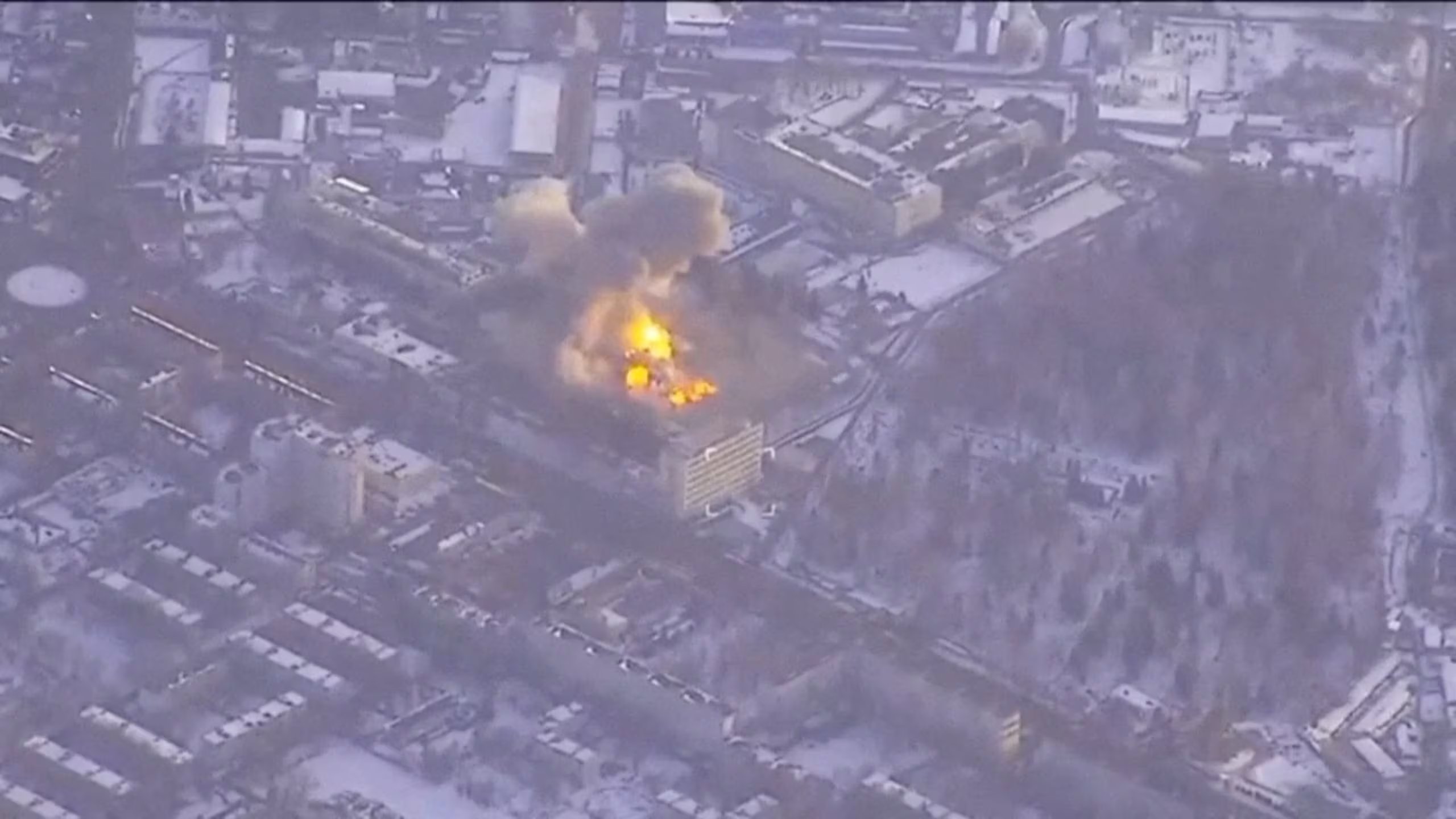 El Kremlin acusó a Kiev de atacar una refinería en la región rusa de Samara y Ucrania confirmó esa operación. (X/ARCHIVO)