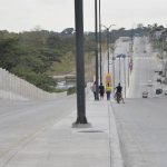Estos son los 40 nuevos resaltos parabólicos que se instalarán en la avenida Teodoro Alvarado Oleas
