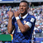 Kylian Mbappé y sus raíces africanas: «Espero poder irme con el Balón de Oro y dedicárselo también a ellos»