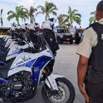 Esmeraldas refuerza su seguridad con nuevas camionetas y motos policiales