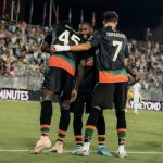 YEBOAH LE GANÓ EL DUELO A DE BRUYNE: Venezia derrotó a Napoli en la Serie A
