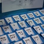 Israel vota: urnas abiertas en reñida jornada electoral