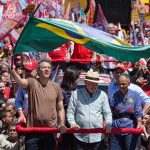 Brasil decide entre dos modelos antagónicos: Lula vs Bolsonaro