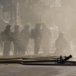 Incendio en base militar de Alberta deja víctimas mortales, según Canadá