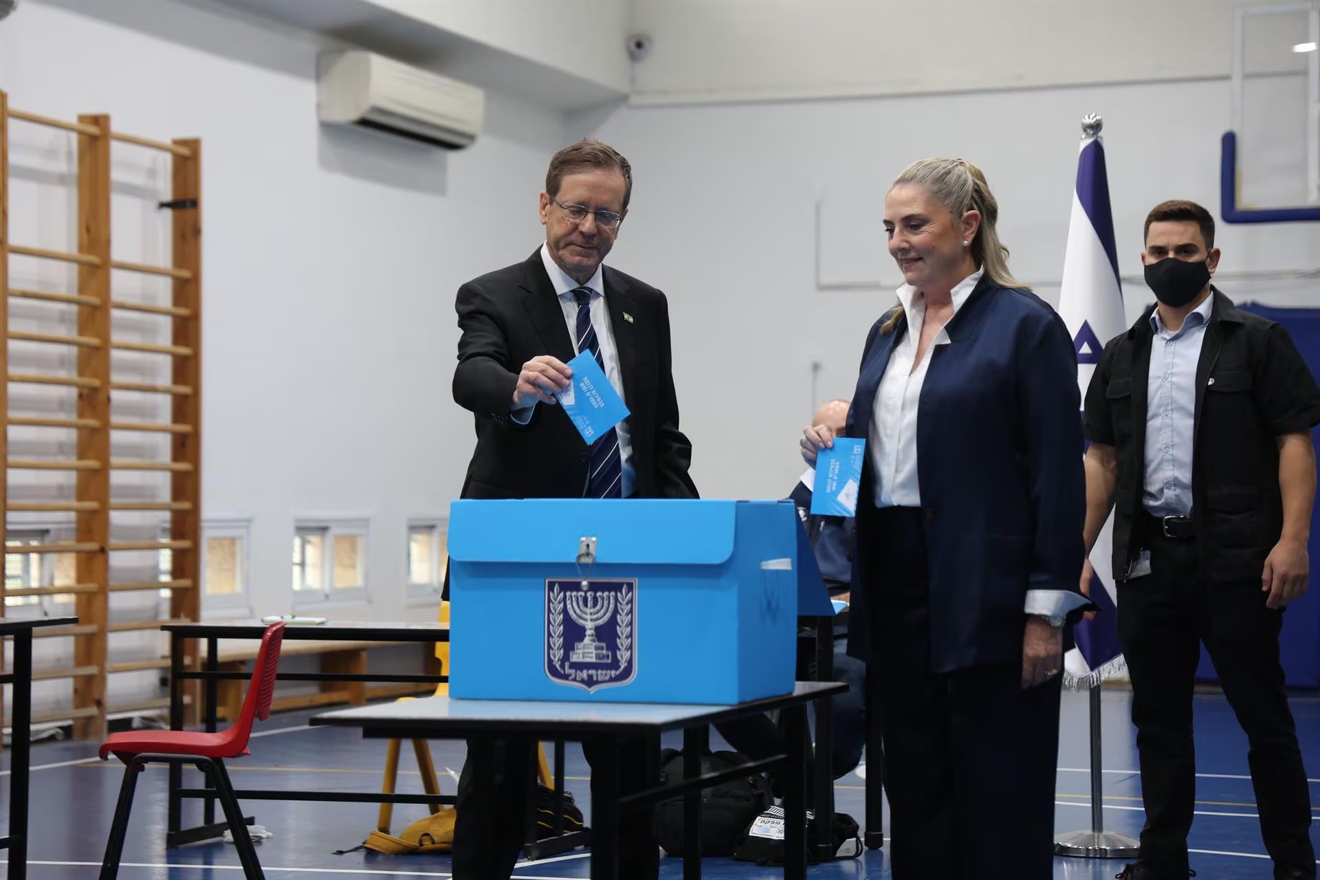 El presidente Isaac Herzog iniciará consultas con las fuerzas con representación para encargar la formación del próximo Ejecutivo.