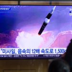 Nuevo lanzamiento norcoreano: 10 misiles balísticos al mar de Japón