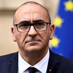 Francia sopesa apagar redes durante protestas para frenar saqueos
