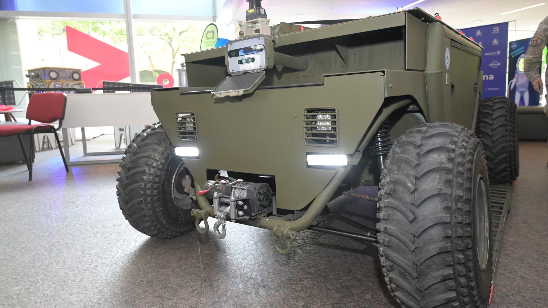 La Facultad de Ingeniería del Ejército Argentino presentó en sociedad al vehículo autónomo desarrollado en esa casa de estudios 