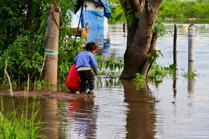 Calles inundadas en el Litoral argentino, en la ciudad de Corrientes por la crecida de los ríos en la provincia (RSFotos)