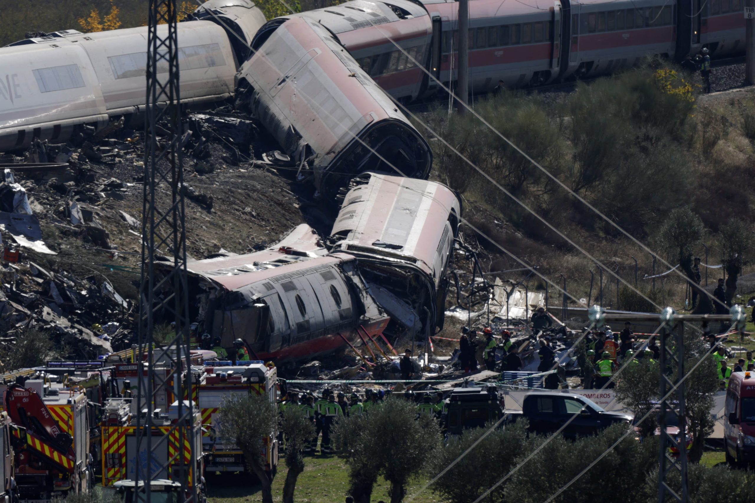 Una avería informática en la red ferroviaria obligó a detener seis convoyes minutos antes del impacto. (REUTERS/Violeta Santos Moura)