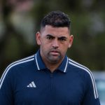 “Si no quieren que clasifiquemos que nos digan y chau”: Luis Miguel Escalada explotó contra el arbitraje tras la derrota de Emelec