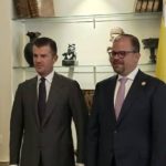 Ministro John Reimberg aborda cooperación contra el crimen organizado con el secretario de la IILA