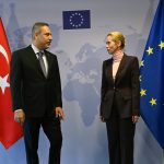 Los cancilleres de siete países de Europa y Medio Oriente se reúnen en Estambul para debatir sobre Ormuz y las crisis regionales