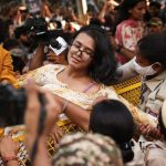 Jóvenes indios se la juegan en protestas sin precedentes