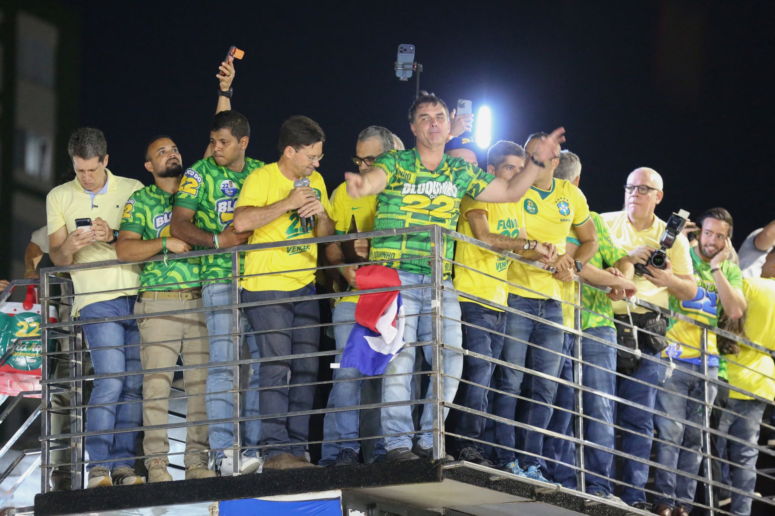 Brazilian presidential candidate Flavio Bolsonaro of the Liberal Party (PL) attends a rally in Salvador, Bahia state, Brazil, October 17, 2026. REUTERS/Antonello Veneri