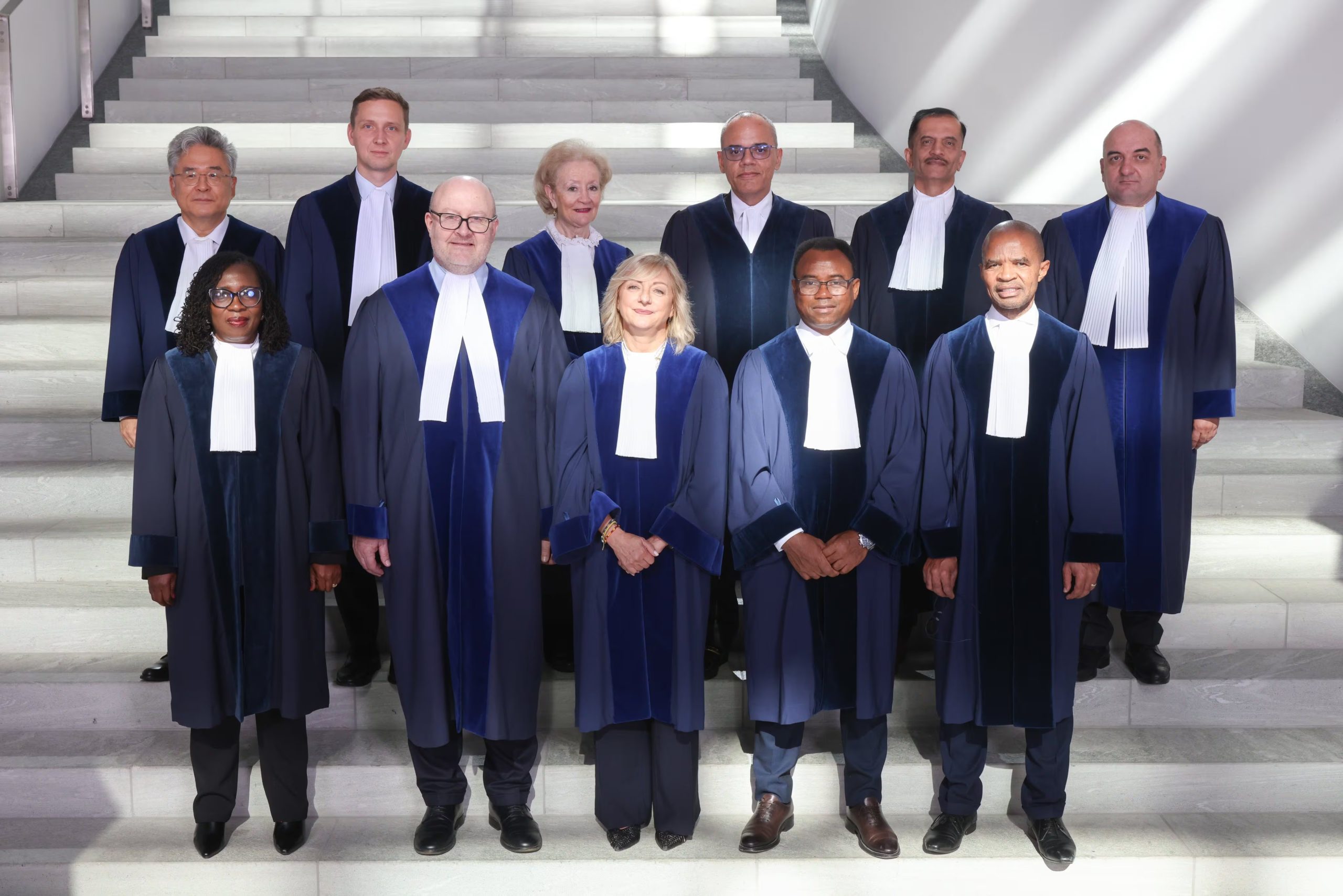 Los integrantes del Tribunal del Mar