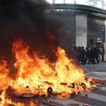 Francia: 100 detenidos y disturbios en varias ciudades por protestas