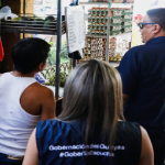 Gobernador del Guayas intensifica controles en Balao ante los efectos de las lluvias y la especulación de precios