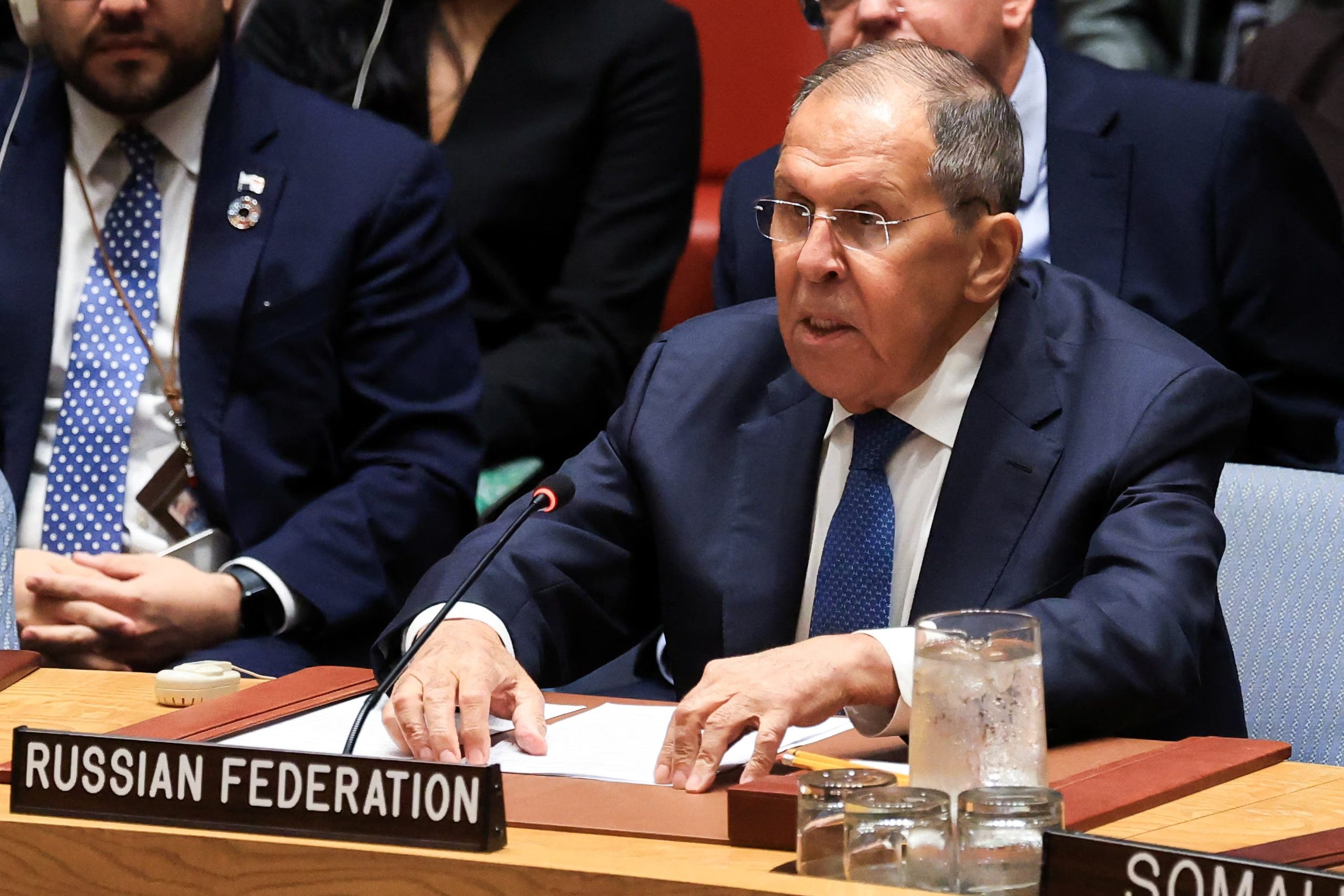 El ministro de Asuntos Exteriores ruso, Serguéi Lavrov, interviene en una reunión del Consejo de Seguridad de las Naciones Unidas sobre Ucrania, durante la 81ª Asamblea General de las Naciones Unidas, en la sede de la ONU en la ciudad de Nueva York, EEUU (REUTERS/Brendan McDermid)