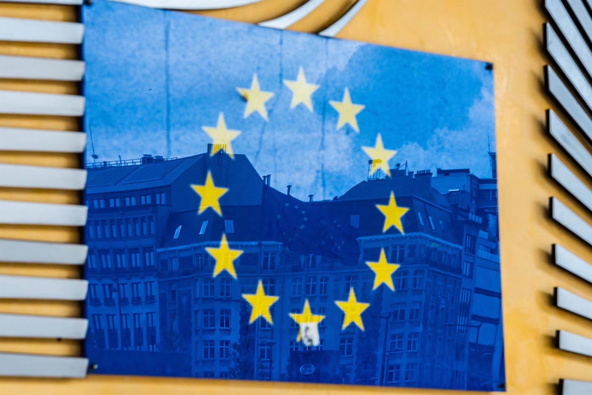 Rusia cuestiona a la Unión Europea por el congelamiento de 210.000 millones de euros en activos soberanos.