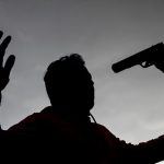 Triple homicidio en Sevilla, Valle: un policía entre las víctimas