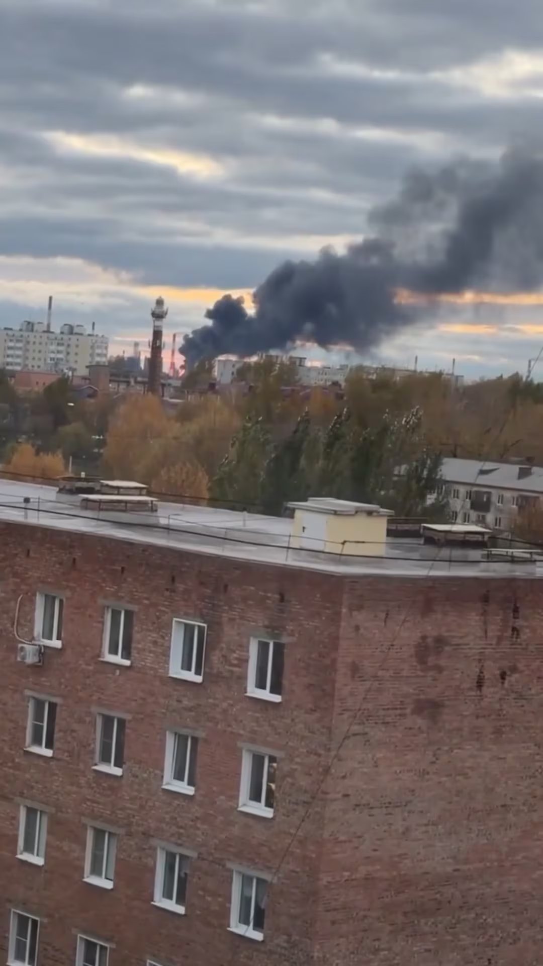 Kiev combinó objetivos energéticos, militares y tecnológicos en una misma jornada de ataques