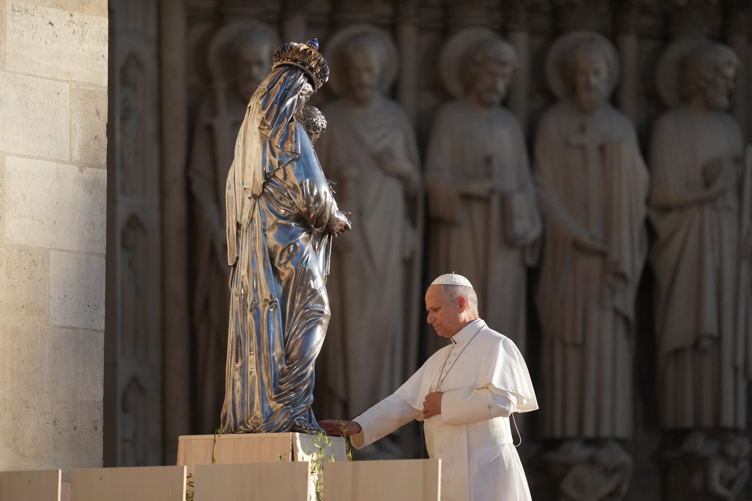 El Papa León XIV ha realizado advertencias sobre el trabajo y los ingresos de las personas. (Foto AP/Thibault Camus)