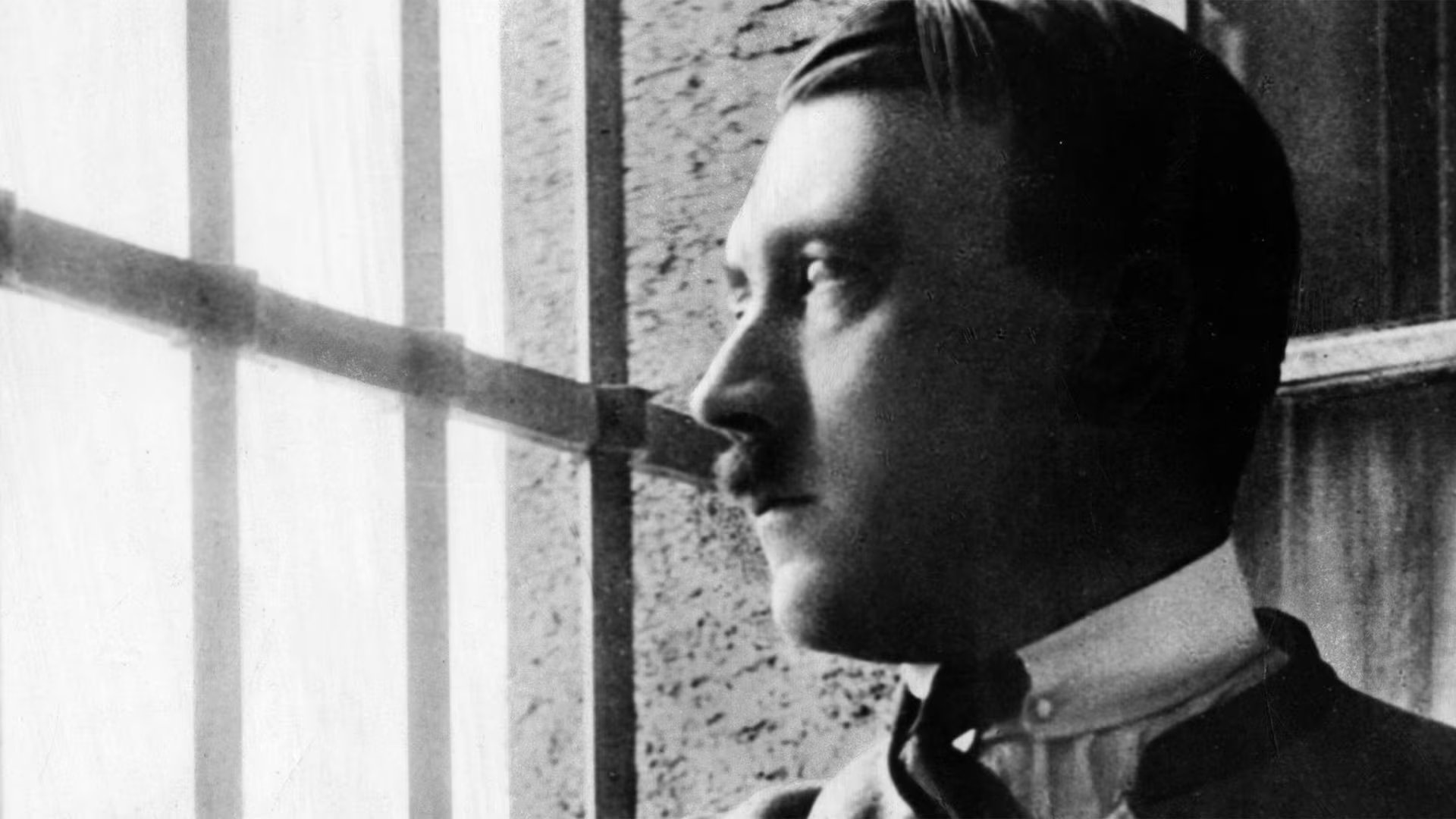 El líder nazi alemán, en la prisión de Landsberg tras el fallido «putsch» de la Cervecería en Múnich, en 1923