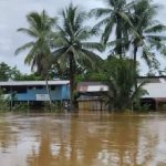 El río Cayapas se desborda y golpea a 21 comunidades en Eloy Alfaro