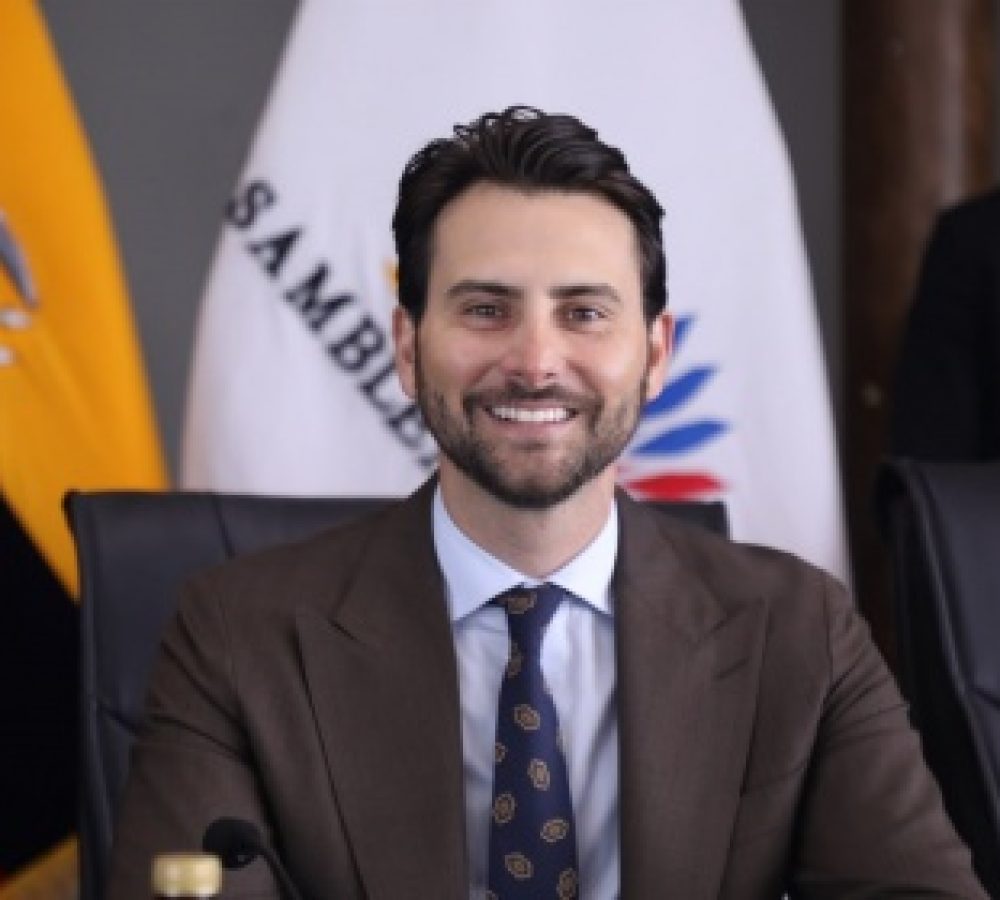 195c5269-808c-4903-8fad-e69457297b1c