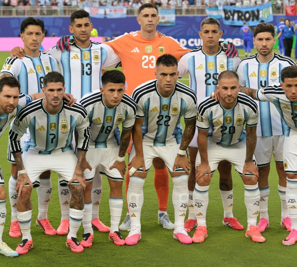 A-que-hora-juega-Argentina-vs.-Austria-y-como-ver-scaled-1