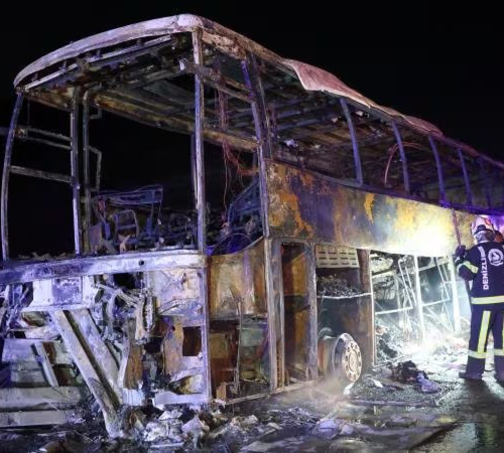 Al-menos-ocho-muertos-entre-ellos-un-bebe-de-nuev