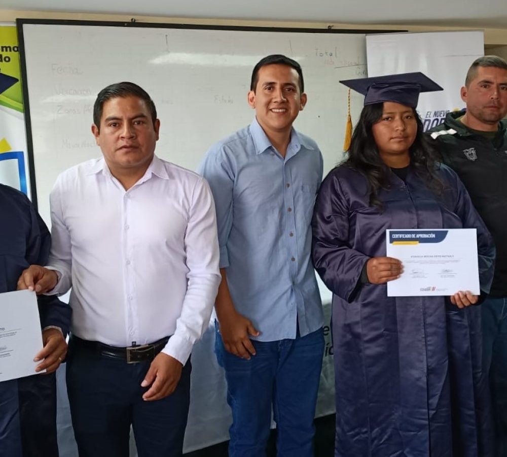 Azuay-graduacion