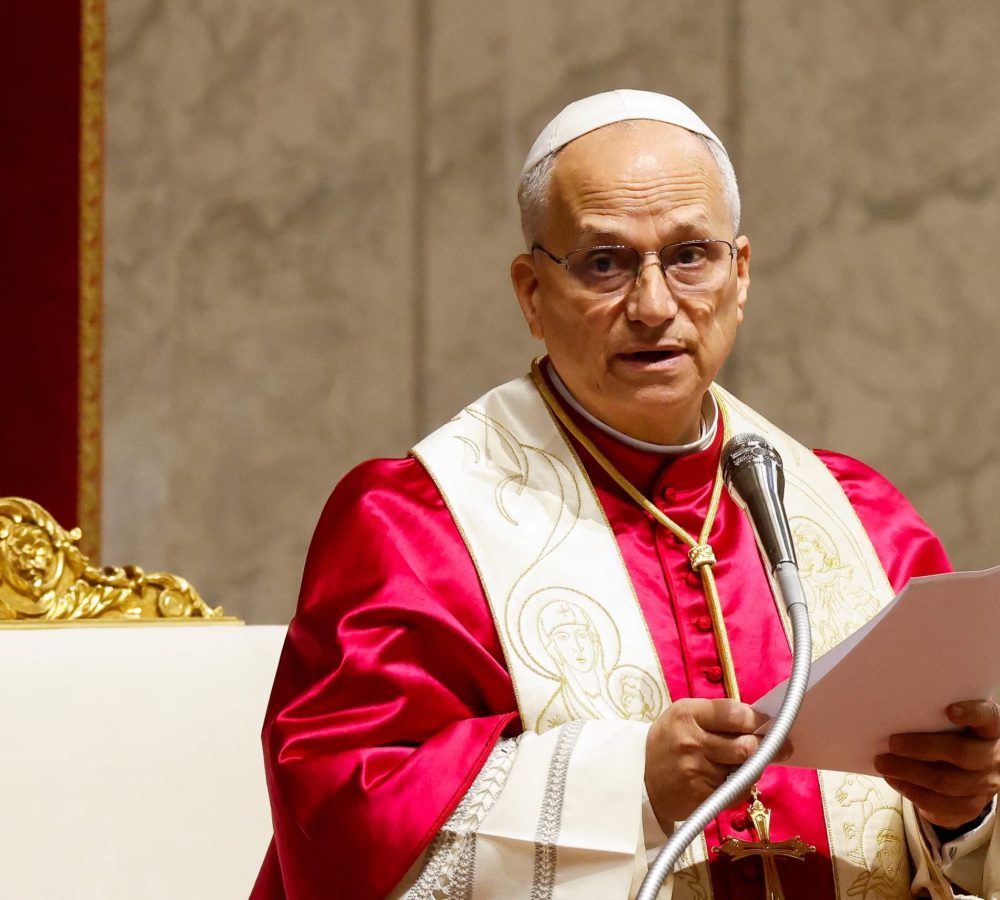 Basta-de-ostentacion-de-poder-basta-de-guerra-e-scaled-1